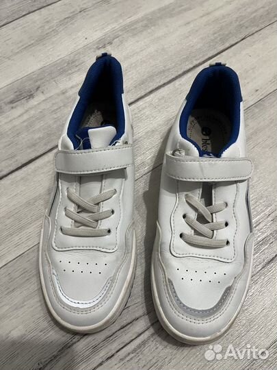 Кроссовки на мальчика