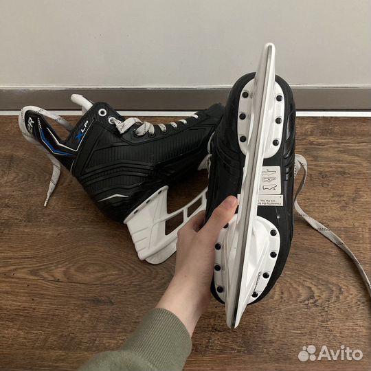 Хоккейные коньки бауэр bauer X-lp 40 размер