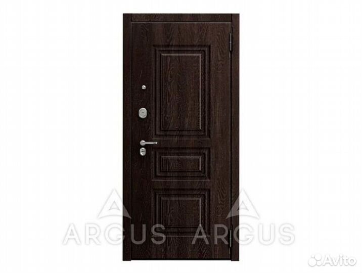 Входная дверь Marcus с зеркалом