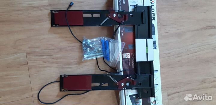 Кронштейн для телевизора на стену