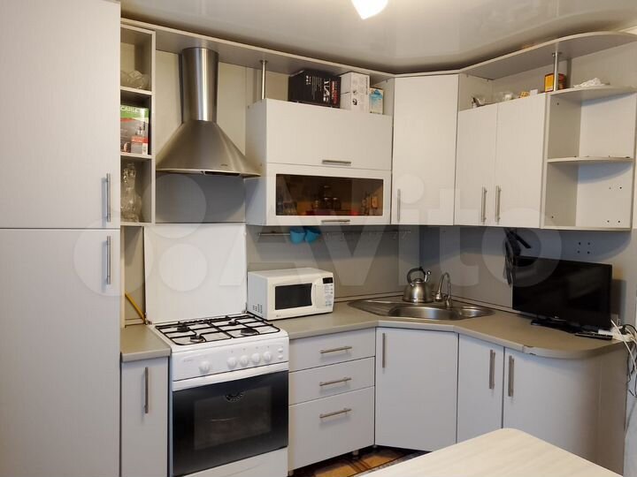 2-к. квартира, 54 м², 9/9 эт.