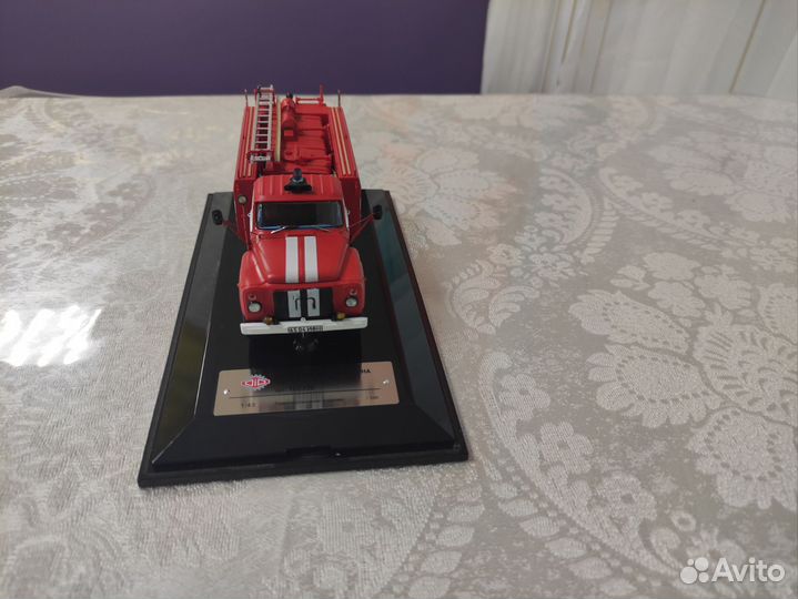 Модель 1:43 ssm пожарная машина ац-30(5312) спас