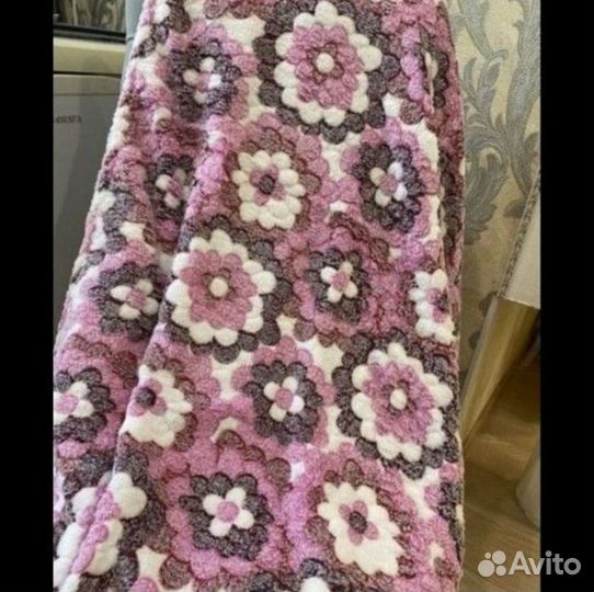 2 Пледа новых-Светящийся и Просто мягкий пледик