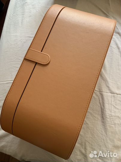 Бокс, чехол от фена, стайлера Дайсон