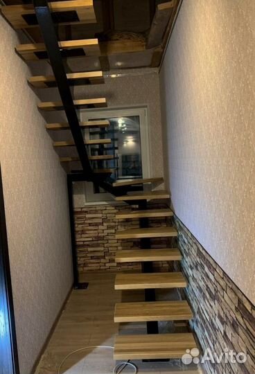 Прямая лестница на металлокаркасе