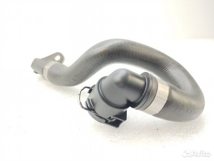 Патрубок системы охлаждения Bmw 3-Series E90