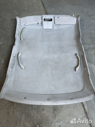 Потолок, ручки потолка, козырьки, очечник