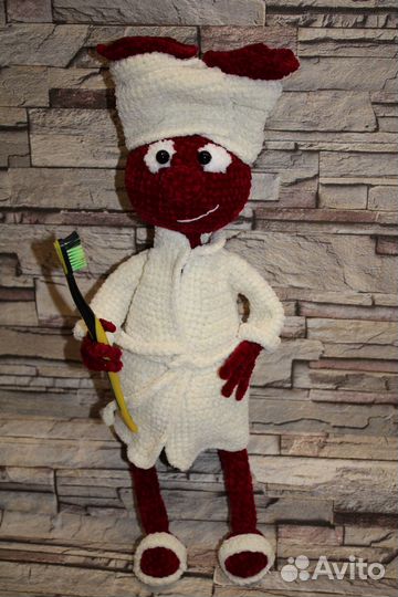 Вязаная игрушка инопланетянин (ручная работа)