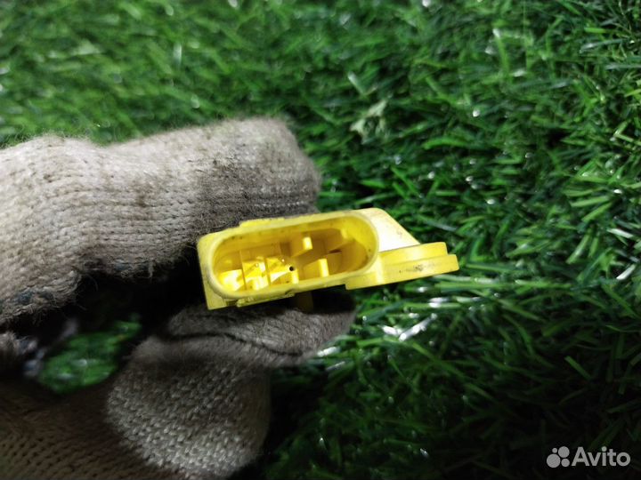 Датчик airbag opel Astra H