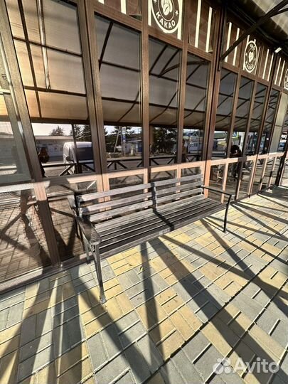 Лавочка уличная