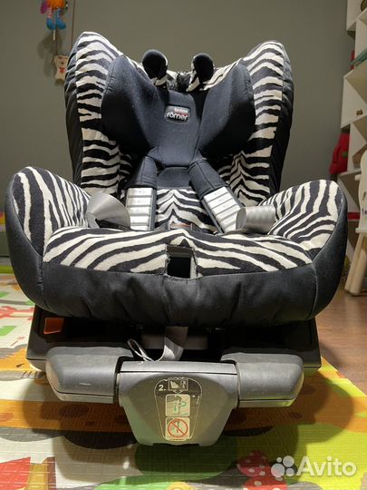 Автокресло Britax Roemer King Plus SMART zebra