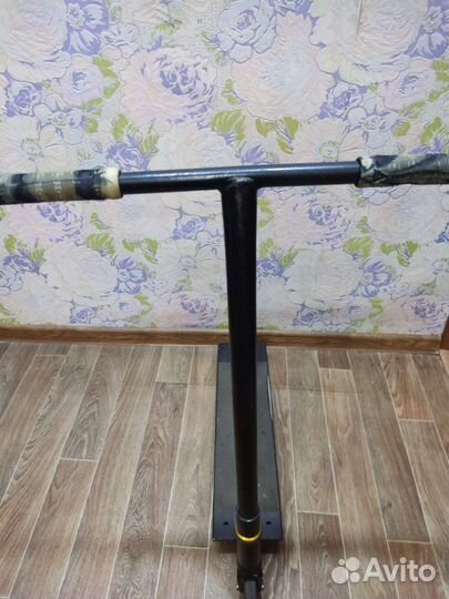 Трюковой самокат стрит