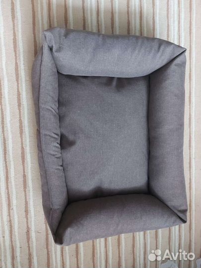 Лежанка для маленьких собак и средних