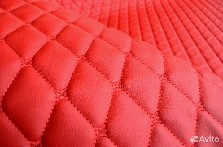 Стеганая экокожа красная рисунок ромб