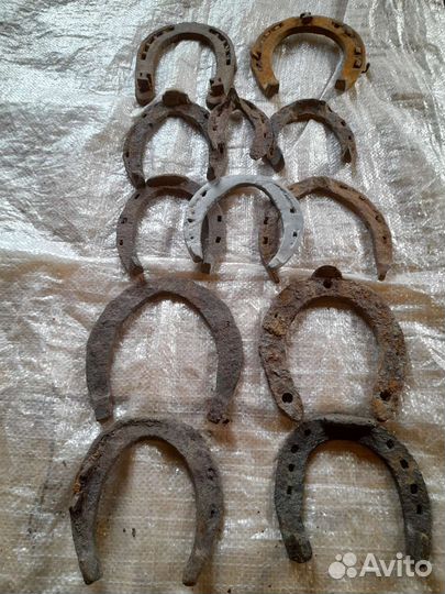 Подковы старинные, ухваты