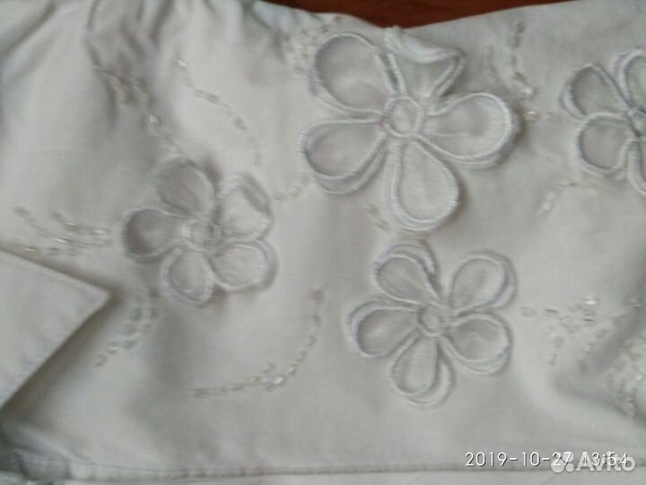 Белая блузка очень высокого качества