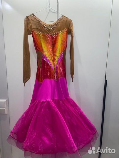 Платье для бальных танцев (стандарт)