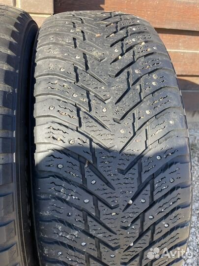 Nokian Tyres Hakkapeliitta 8 SUV 235/60 R18