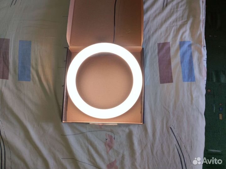 Кольцевая лампа 26 см MJ26