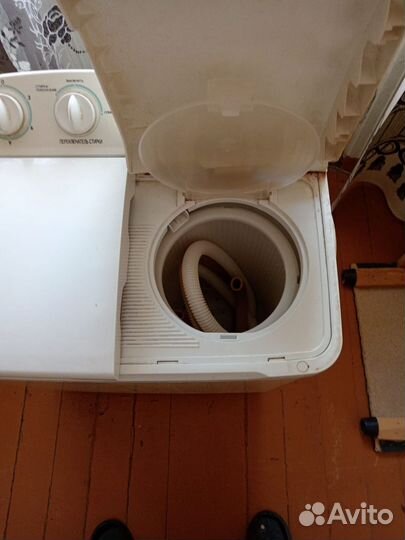 Стиральная машина с вертикальной загрузкой