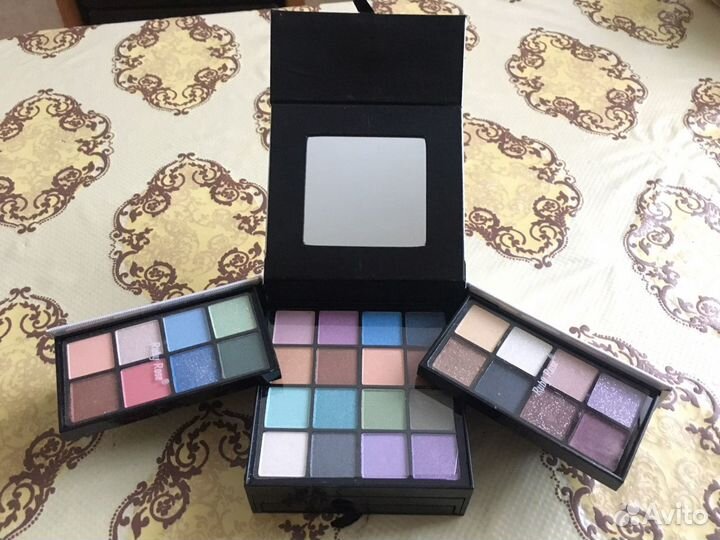 Набор косметики для макияжа