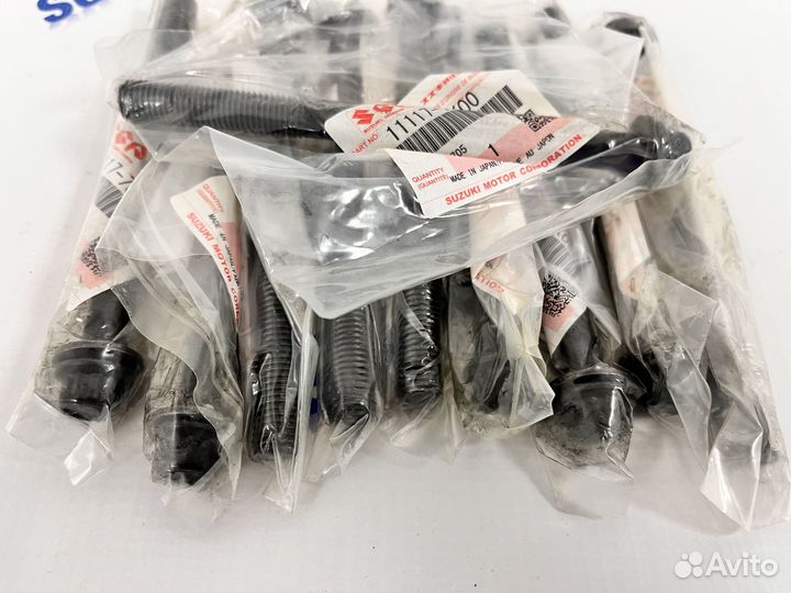 Оригинальный комплект болтов ГБЦ (10шт) Suzuki Gra