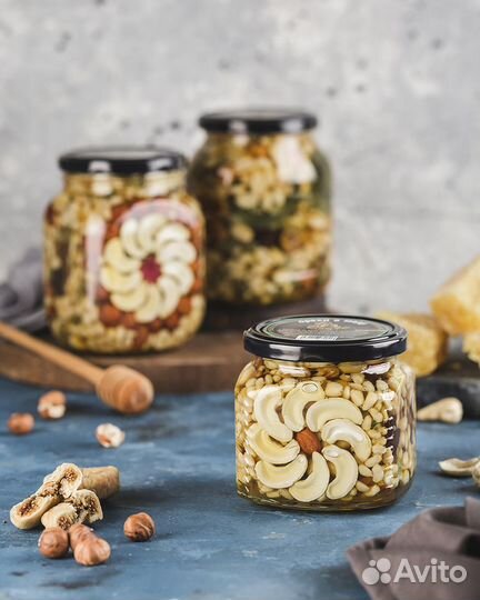 Мёд с орехами