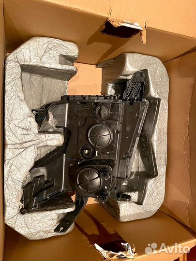 Фары tahoe 2014-2020