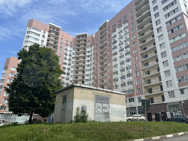 3-к. квартира, 100,6 м², 4/17 эт.