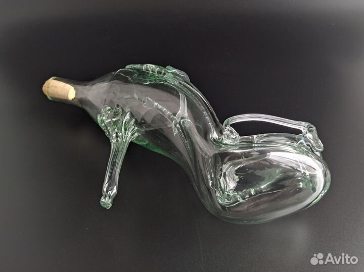Стеклянная бутылка туфелька