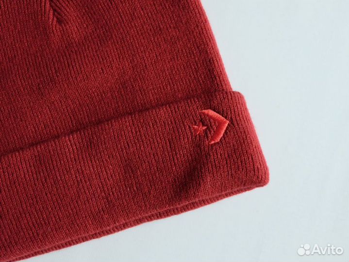 Спортивная вязаная шапка 