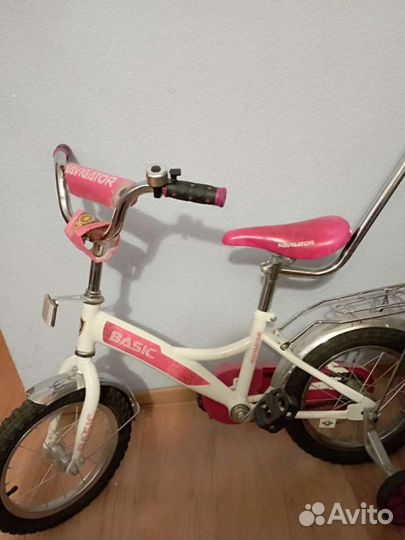 Детский велосипед с родительской ручкой