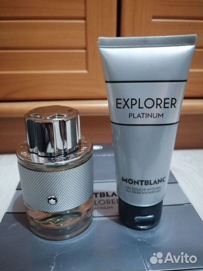 Montblanc explorer platinum