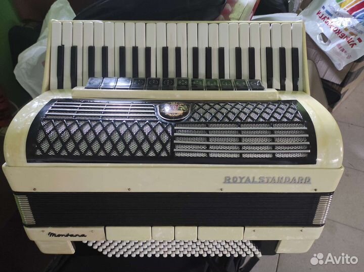 Аккордеон красавец,Рояль стандарт, в идеале