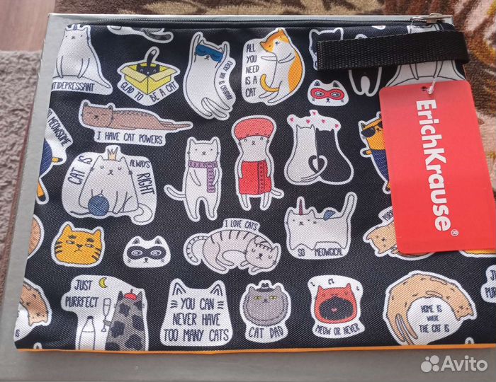 Папка для тетрадей,пенал,новое