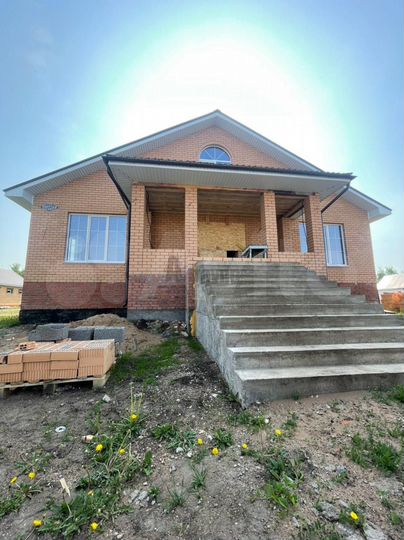 Дом 210 м² на участке 15 сот.