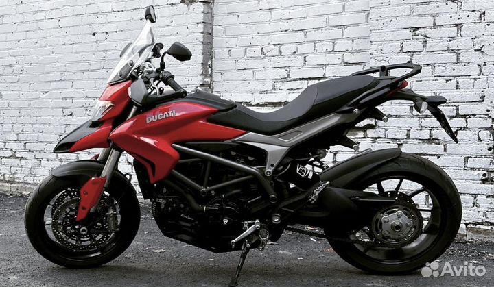 Ducati Hyperstrada 821 2013