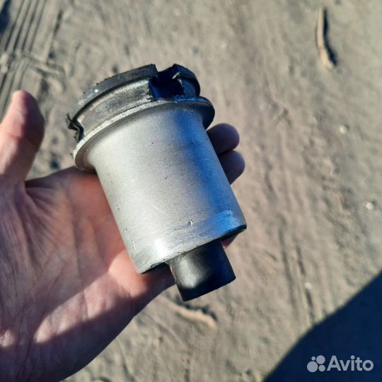 Сайлентблок подвески задней подвески ауди а 4