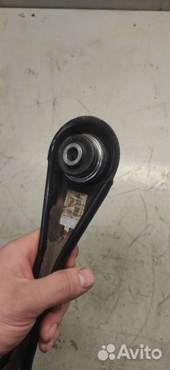 Поперечный рычаг(траверс,хт5,хт6) 84325913