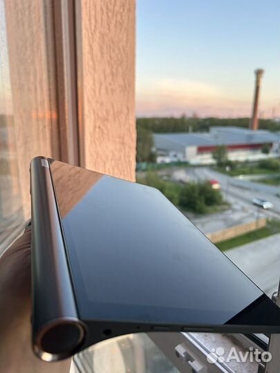 Планшет Lenovo yoga