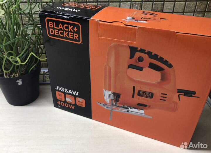 Лобзик электрический Black+Decker 400Вт Новый