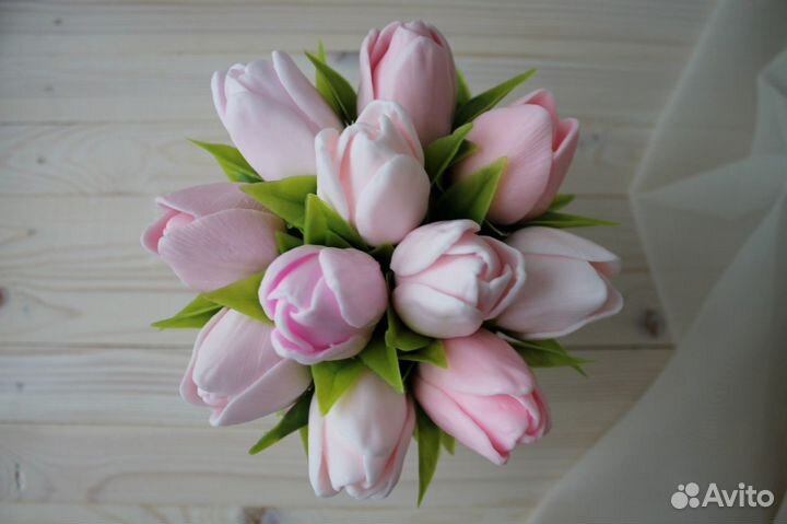 Дизайнерский букет. Пионы Розы Тюльпаны лилии орхи