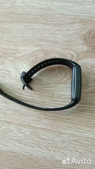 Фитнес браслет honor band 6