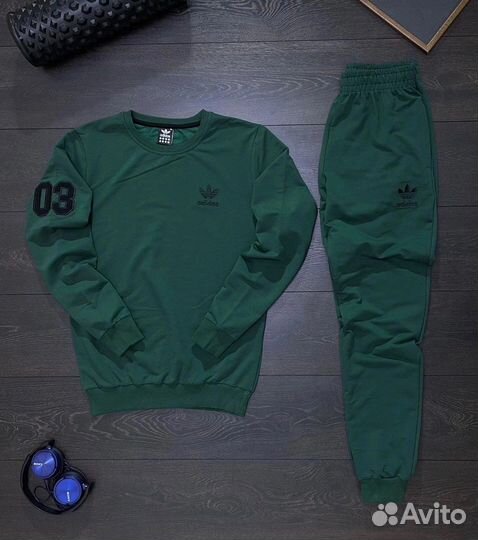 Спортивный костюм Adidas