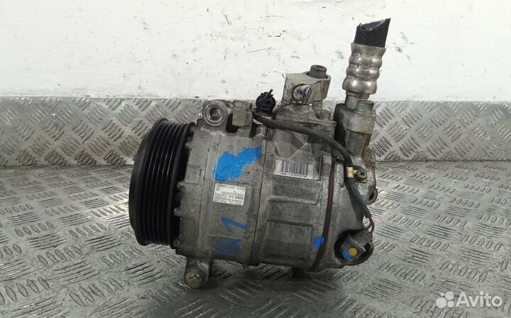 Компрессор системы кондиционирования Mercedes-Benz