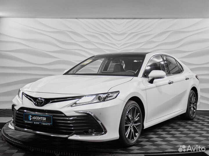Toyota Camry 2.5 AT, 2023