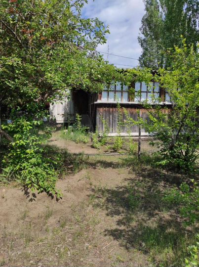 Дача 20 м² на участке 16 сот.