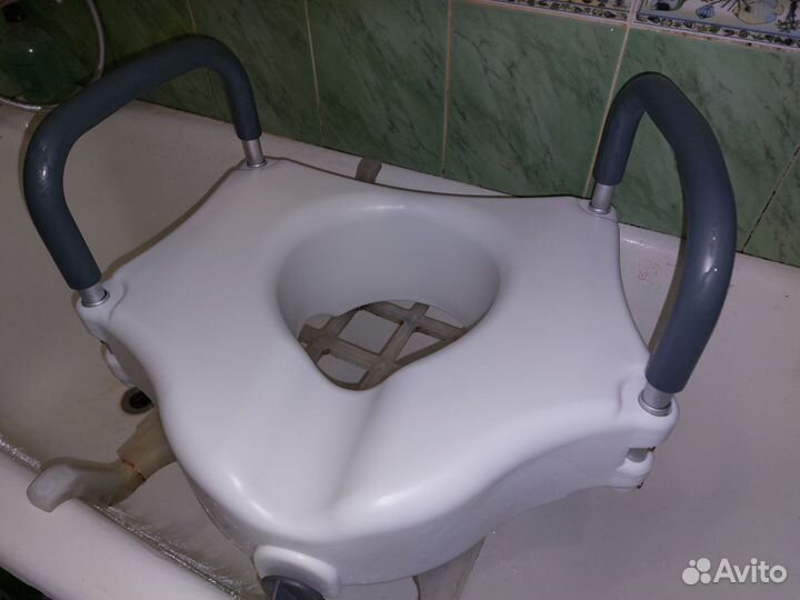 Насадка на унитаз