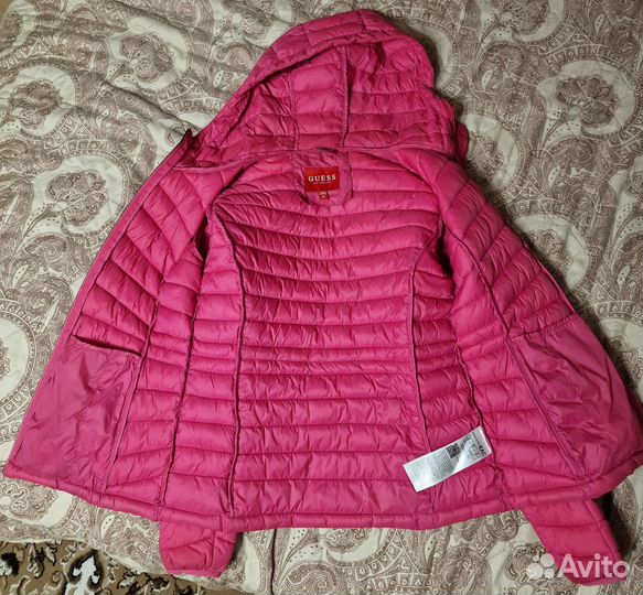 Пуховик женский Guess XS