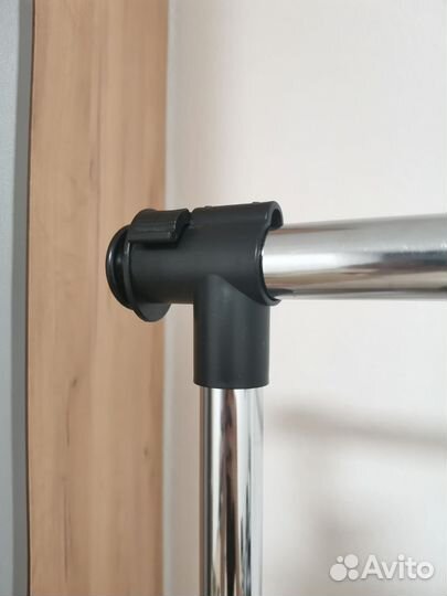 Вешалка для одежды напольная